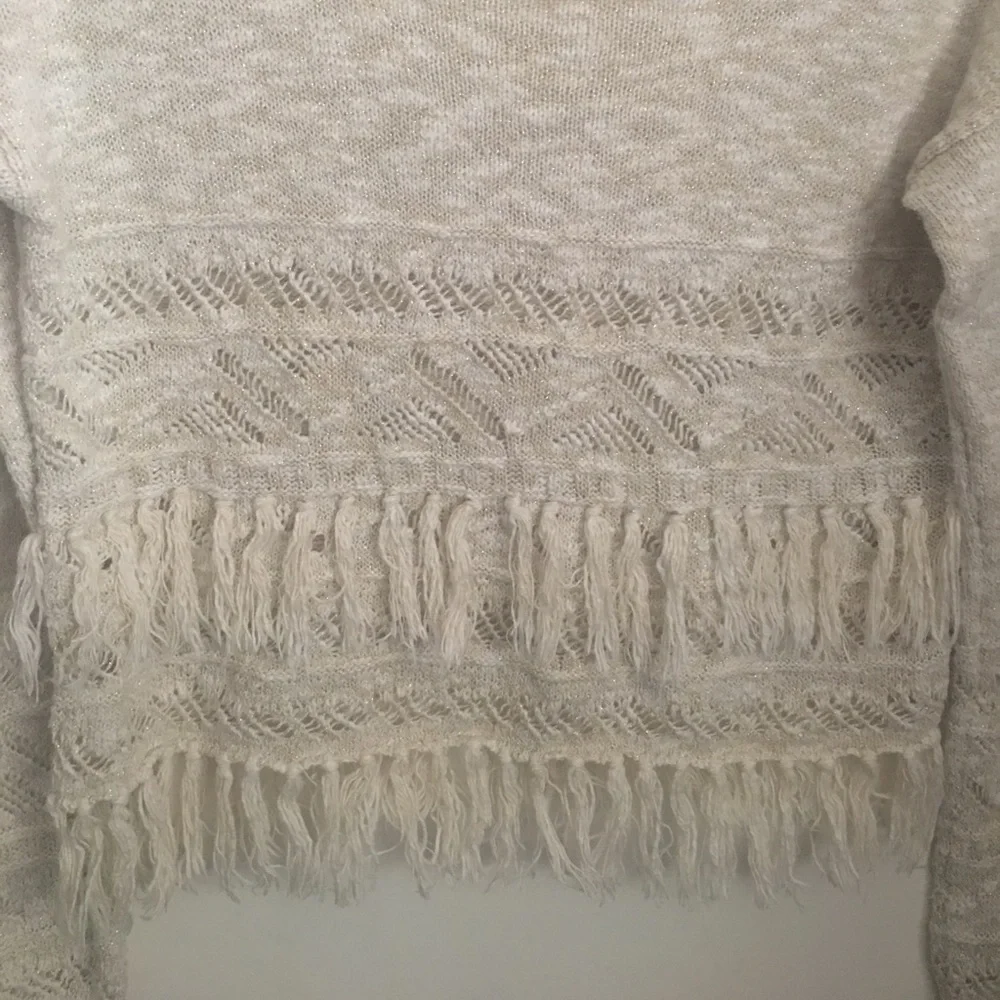 2/$25 ⬇️ Listing Justice Girl’s Open Work Cream Metallic Fringe Trimmed Sweater